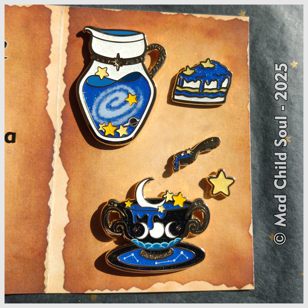 Astral Cake (Mini Pin)