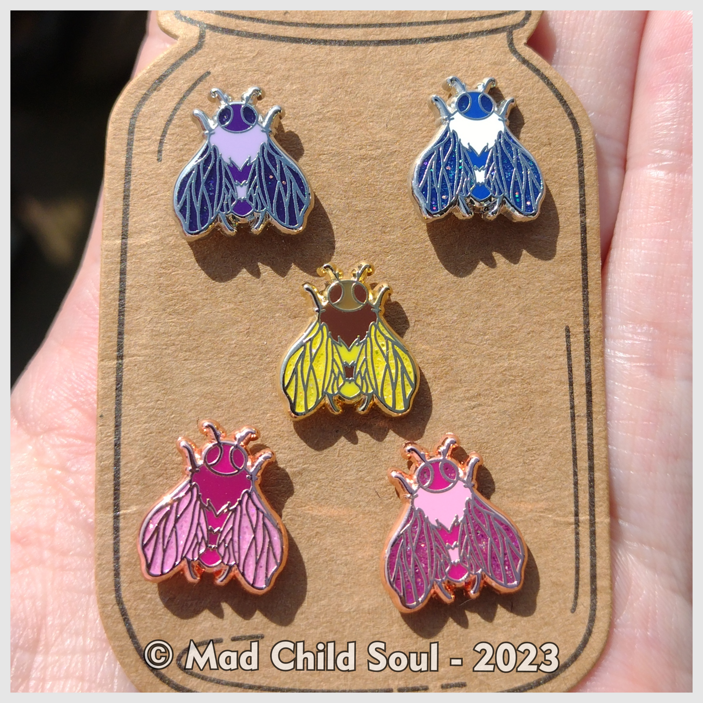 Rainbow Bees (Mini Pin)