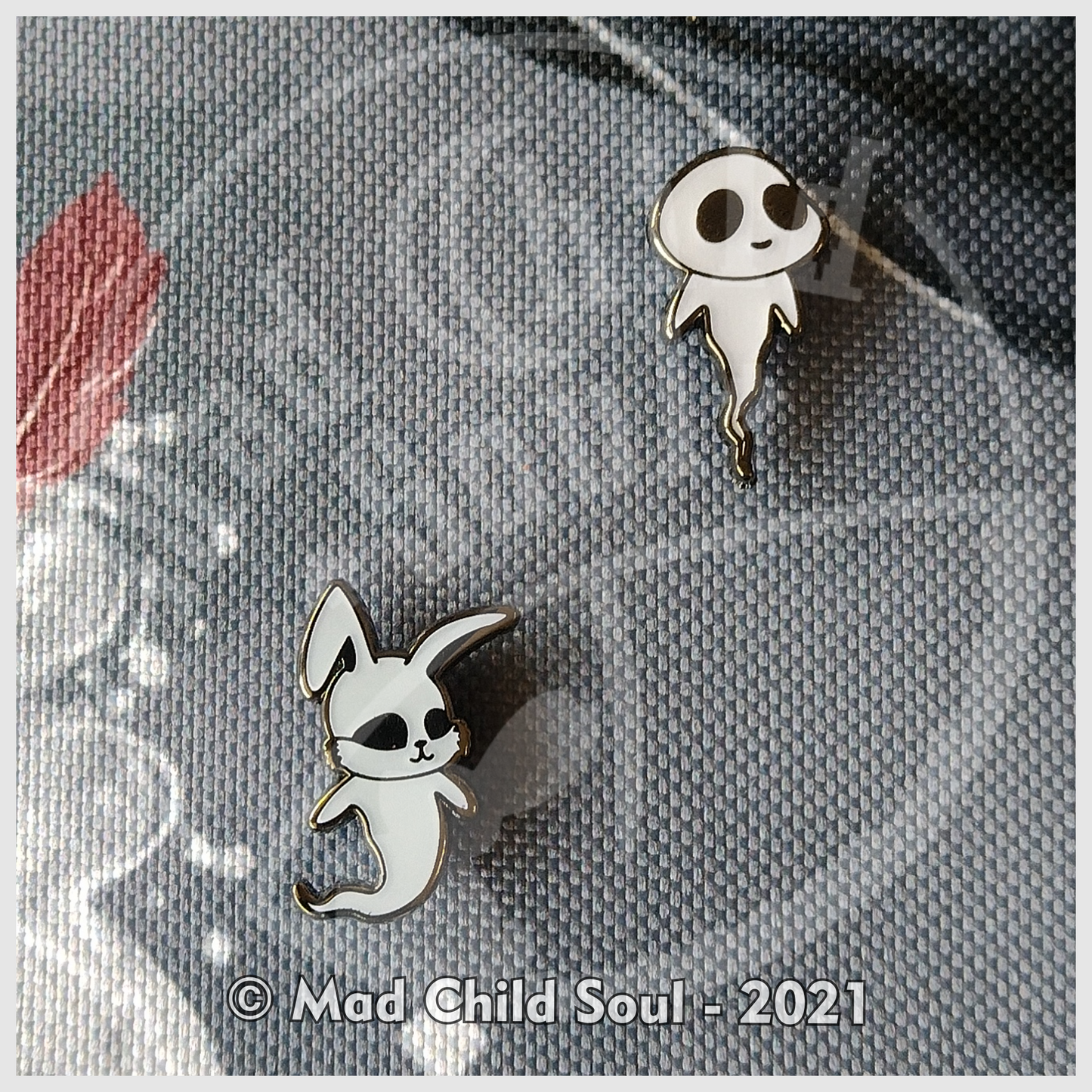 Mischiefs Ghosts (Mini Pin)