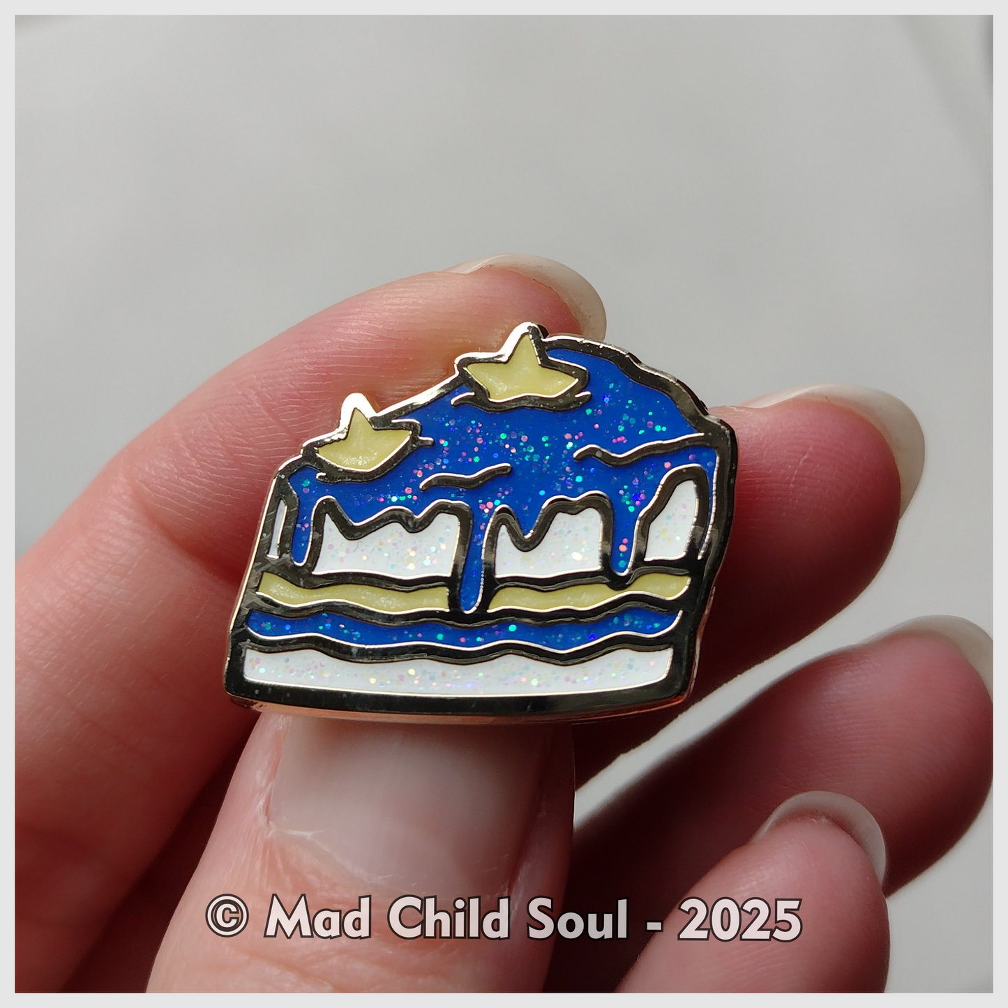 Astral Cake (Mini Pin)
