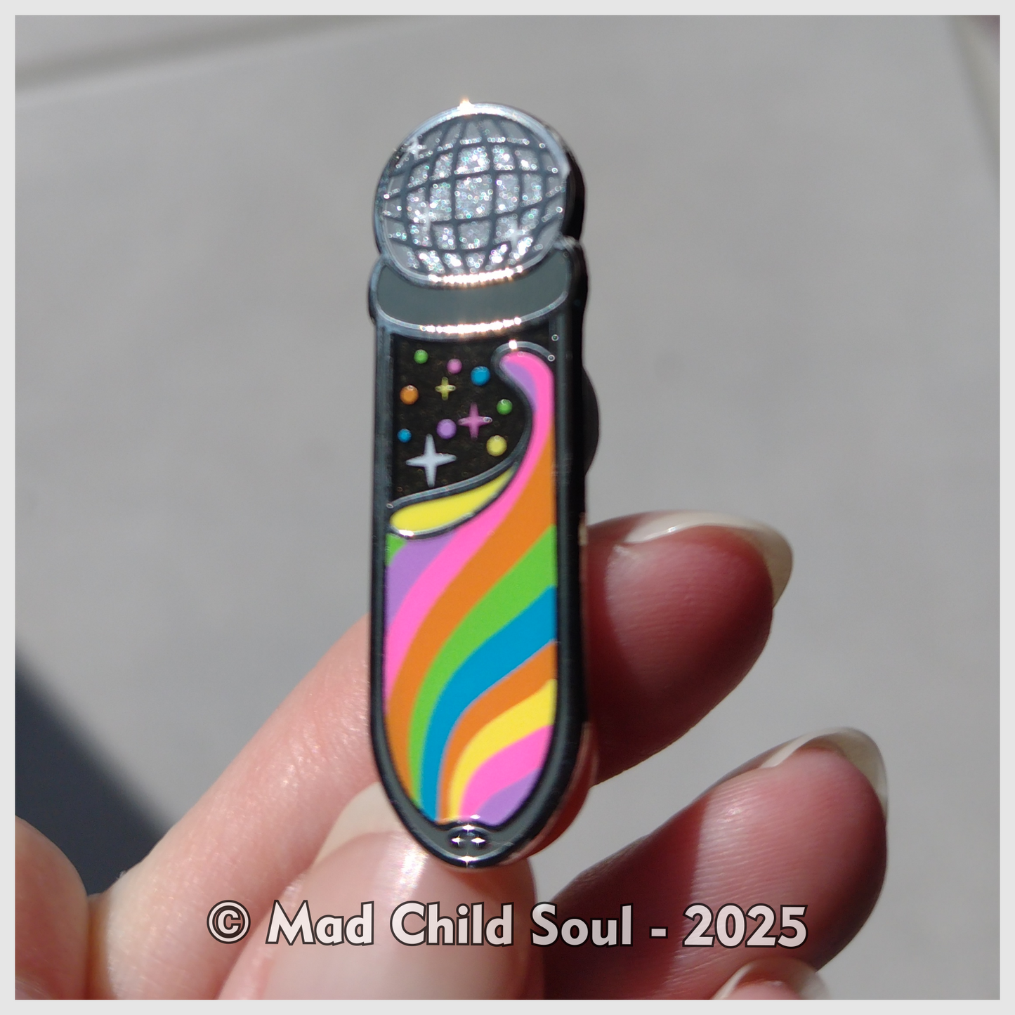 Nostalgic Vibes (Pin)